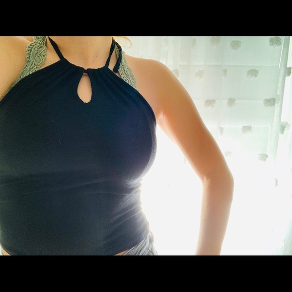 Black halter top - Picture 1 of 2